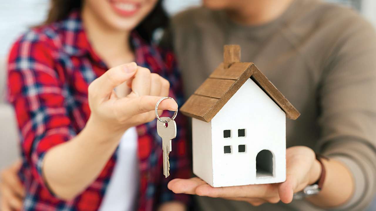 Can an NRI buy property in India?